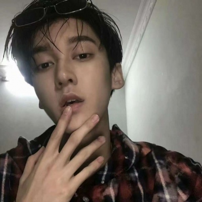 于一：更新抖音男生头像?