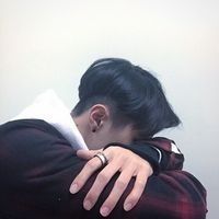 爱情像糖，甜到忧伤。