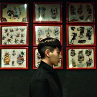 你笑风好大没说两句话泪悄然就落下