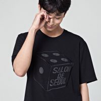 少年眼眸似深海