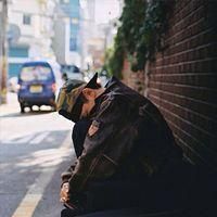 桀骜不羁、带点文艺范