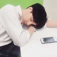 顾久。