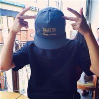 搞怪男生