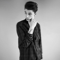 抽的不是烟是悲伤