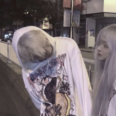 溺毙:一对两张魅力原宿风意境真人情头.当原则遇到心动就会破例