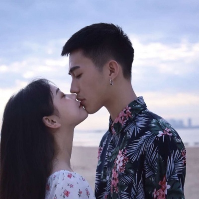 溺毙:一对两张魅力原宿风意境真人情头.当原则遇到心动就会破例