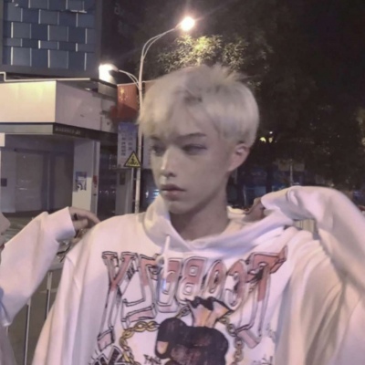 溺毙:一对两张魅力原宿风意境真人情头.当原则遇到心动就会破例