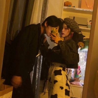 念七 复古风真人情侣头像