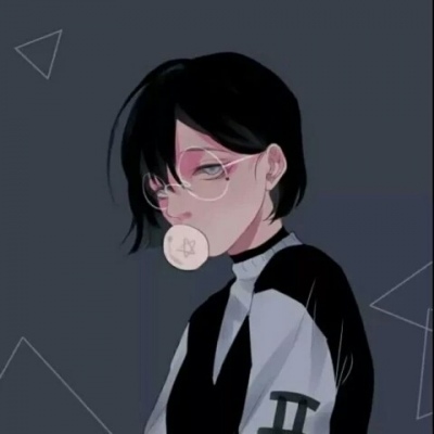黑白漫画情侣头像  有的人你电充满了也不会找你，有的人你没有电了也会找你