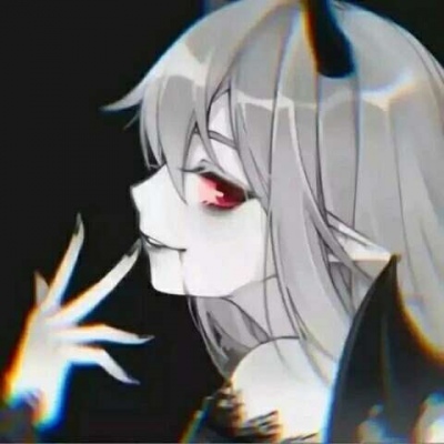 黑白漫画情侣头像  有的人你电充满了也不会找你，有的人你没有电了也会找你