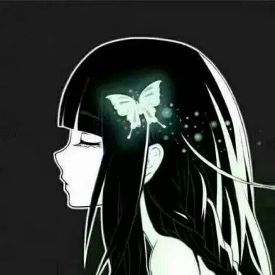 黑白漫画情侣头像  有的人你电充满了也不会找你，有的人你没有电了也会找你