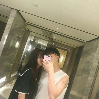 真人唯美情侣头像  愿你坚强到无需有人宠但是依然幸运的，有人疼