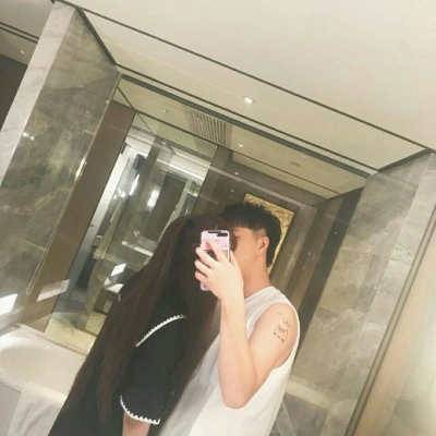 真人唯美情侣头像  愿你坚强到无需有人宠但是依然幸运的，有人疼