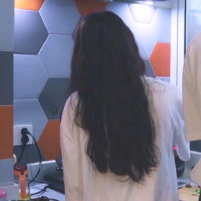 真人唯美情侣头像  愿你坚强到无需有人宠但是依然幸运的，有人疼