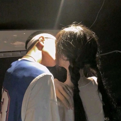浔熙 唯美甜蜜真人情侣头像