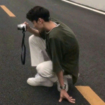 情侣头像部位对象拉在跑