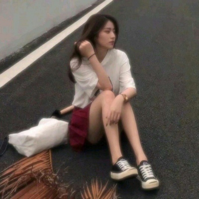 情侣头像部位对象拉在跑