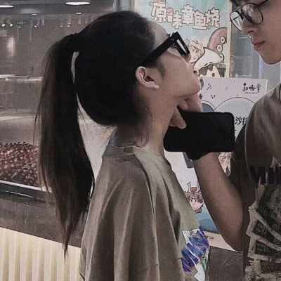 苏瓷:真人情头（一对两张 甜蜜 真人 唯美 成熟 时尚）