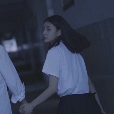 唯美意境jk学校情侣蓝灰色情侣头像