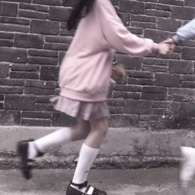 你要相信，山高路远总有一个人为你而来/鲤鲤