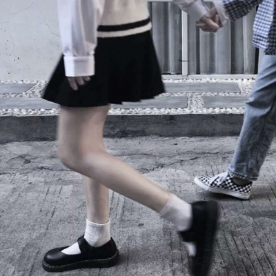 你要相信，山高路远总有一个人为你而来/鲤鲤