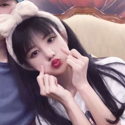小亓: 你就是你而我就是喜欢你鸭~