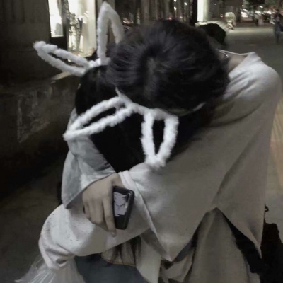 真人情侣头像/你是藏入银河的幻想