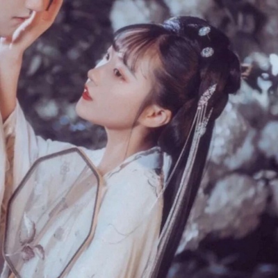 沈曦：自截ks唯美一对两张古风情头