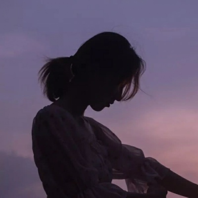 山野万里，你是我藏在微风中的喜欢银河万顷，你是我藏在心底的秘密?