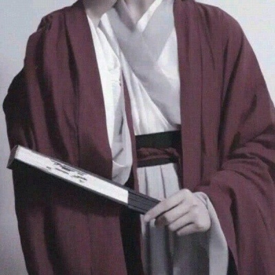 山野万里，你是我藏在微风中的喜欢银河万顷，你是我藏在心底的秘密?