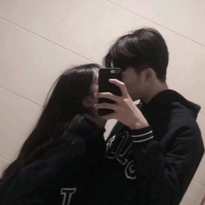 溺毙:一对两张原宿风简单真人情头.人间于此 欢喜是你