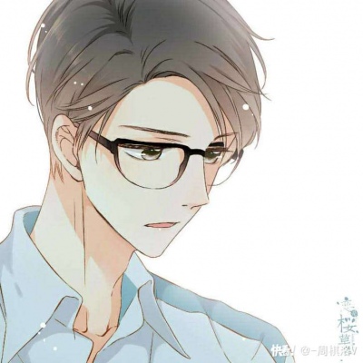 易先森：恋是樱草色情侣头像