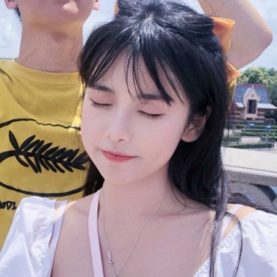 一对两张时尚潮流风真人情头.你有新的恋爱订单 请及时收取我.
