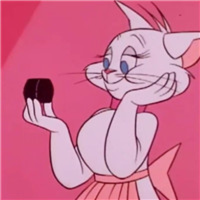 草莓酱:猫和老鼠。