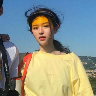 安奈 原宿风真人情头 用尽年少时的青春爱你 便拿余生的苍生来忘你