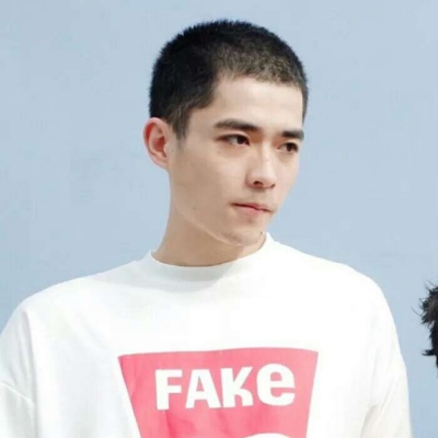 安奈 原宿风真人情头 用尽年少时的青春爱你 便拿余生的苍生来忘你