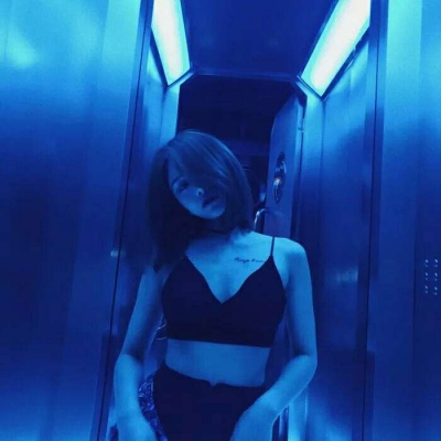 安奈 原宿风真人情头 用尽年少时的青春爱你 便拿余生的苍生来忘你