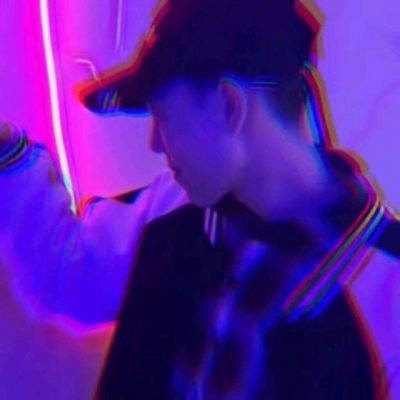 成堆成堆的情头，也莫得对象。。。我是不是脑子有问题
