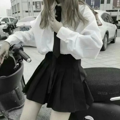成堆成堆的情头，也莫得对象。。。我是不是脑子有问题