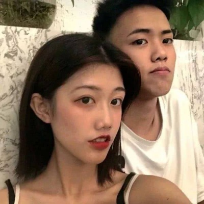 林杦/精选一对两张情侣头像   二转QQ兴趣部落  V.乔乔
