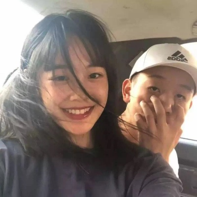 念七 一对两张情侣真人头像