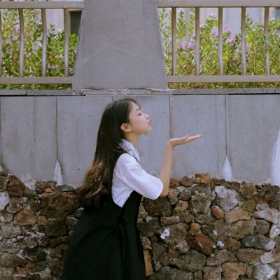 念七 一对两张情侣真人头像