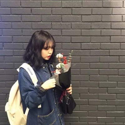 念七 一对两张情侣真人头像