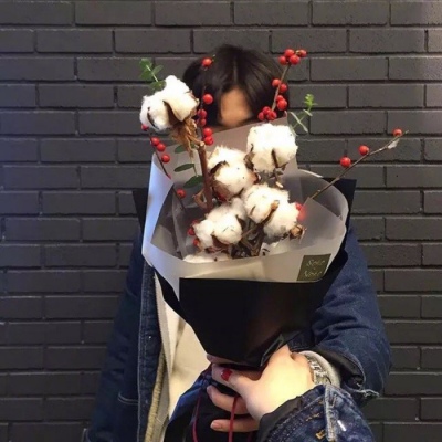 念七 一对两张情侣真人头像