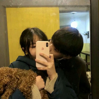 祝有人喝了酒眼睛亮闪闪给你讲浪漫和爱