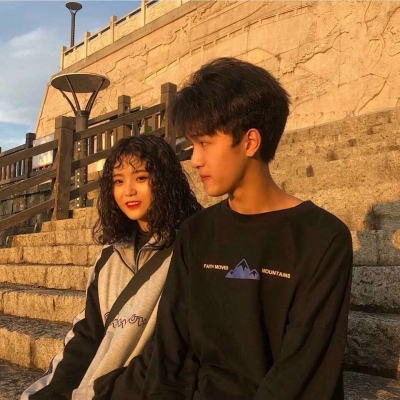 溺毙:一对两张原宿风时尚真人情头.以下内容仅对你可见