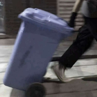 莫小昕。情侣头像 只要你不放手我可以爱你很久