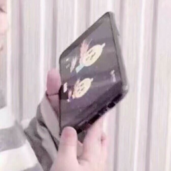 江喻绾    萌娃/对象不是人/可爱鬼/不做几句话就被哄走的小孩。?