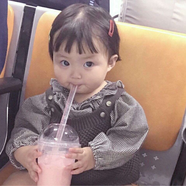 江喻绾    萌娃/对象不是人/可爱鬼/不做几句话就被哄走的小孩。?