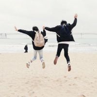不管闹多少次别扭 最后还是会因为舍不得而